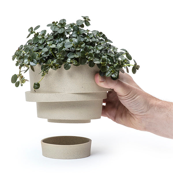 The big stacked flowerpot