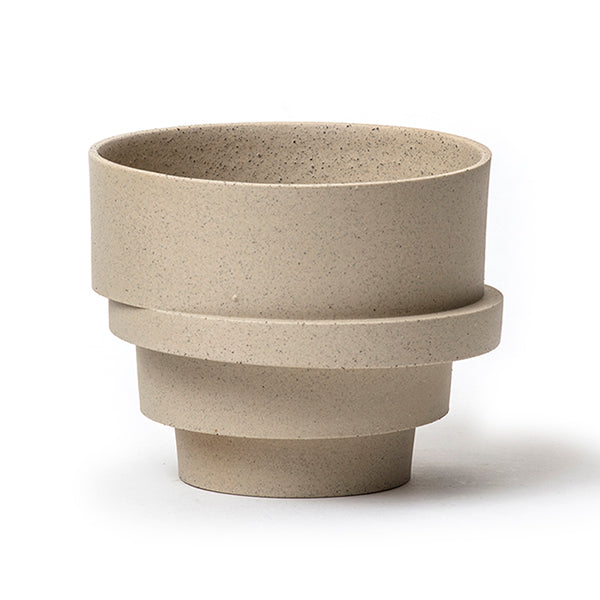 The big stacked flowerpot
